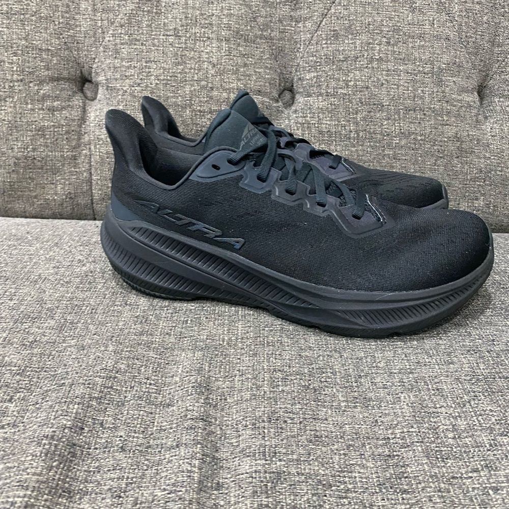 Altra Black Running Sneakers Experience Flow 2